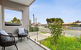 Ocean Grove Breeze On The Terrace Coastal Apartment